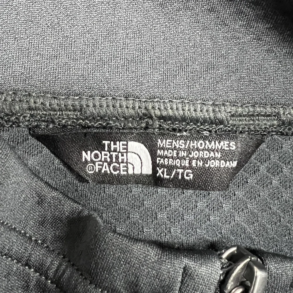 The North Face Pullover Mens XL Gray FlashDry 1/4 Zip Long Sleeve Running Hiking
